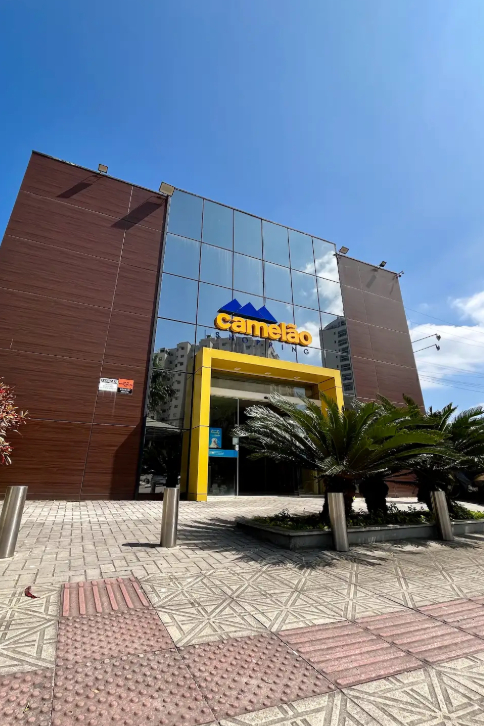 Fachada do Shopping Camelão